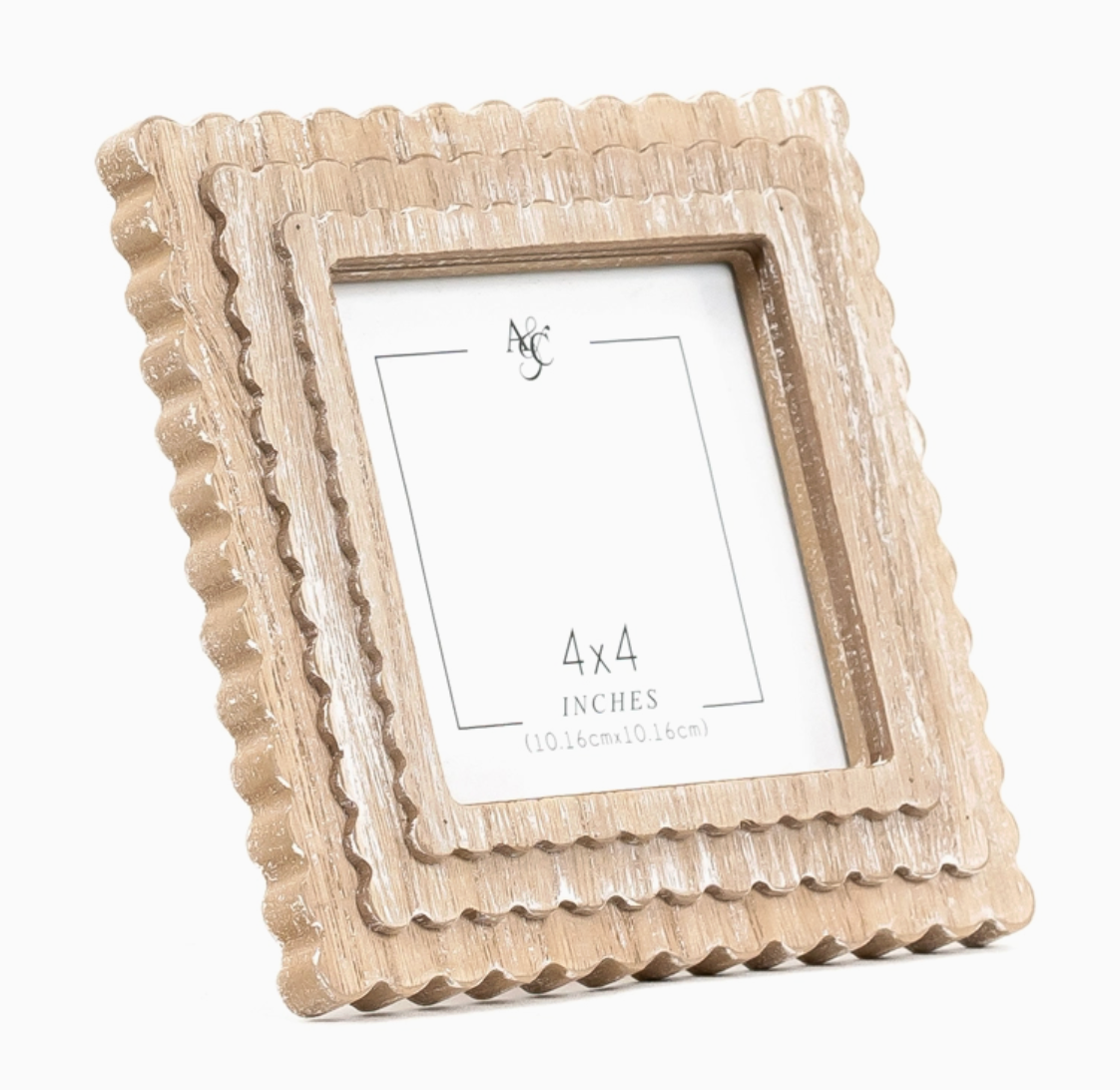 Scallop 4x4 Photo Frame