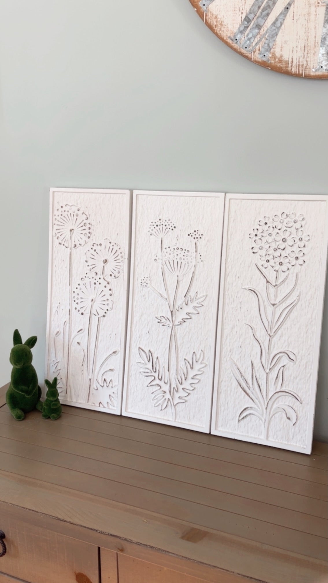 Sunflower Signs